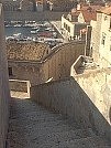 Dubrovnik- il porto visto dalle scale delle mura